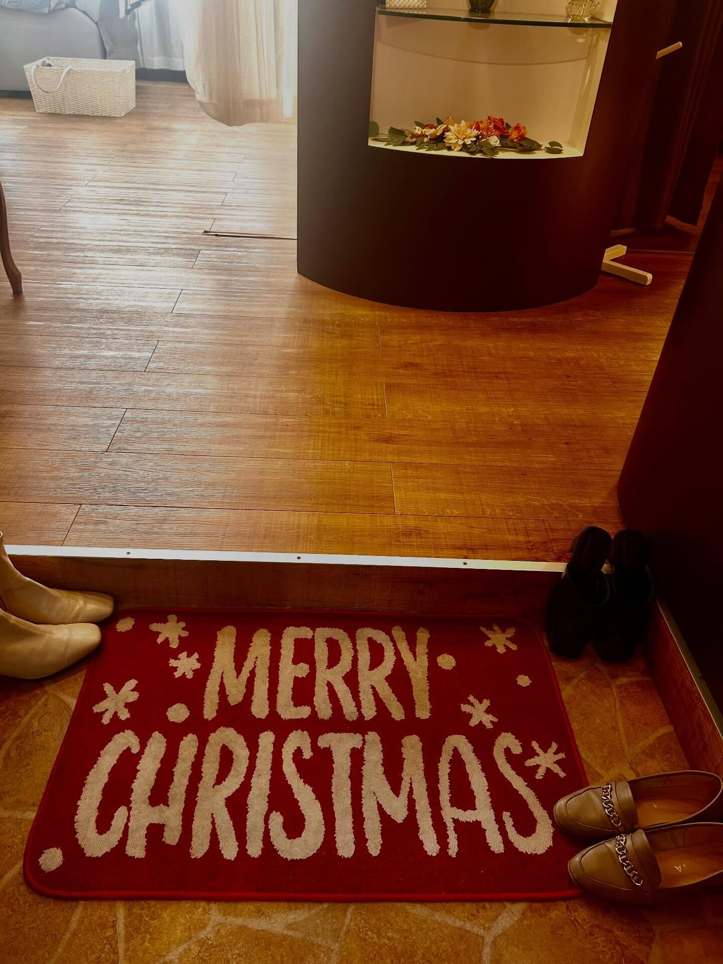 インタークロスも一気にクリスマス気分🎄🤶🎄 
