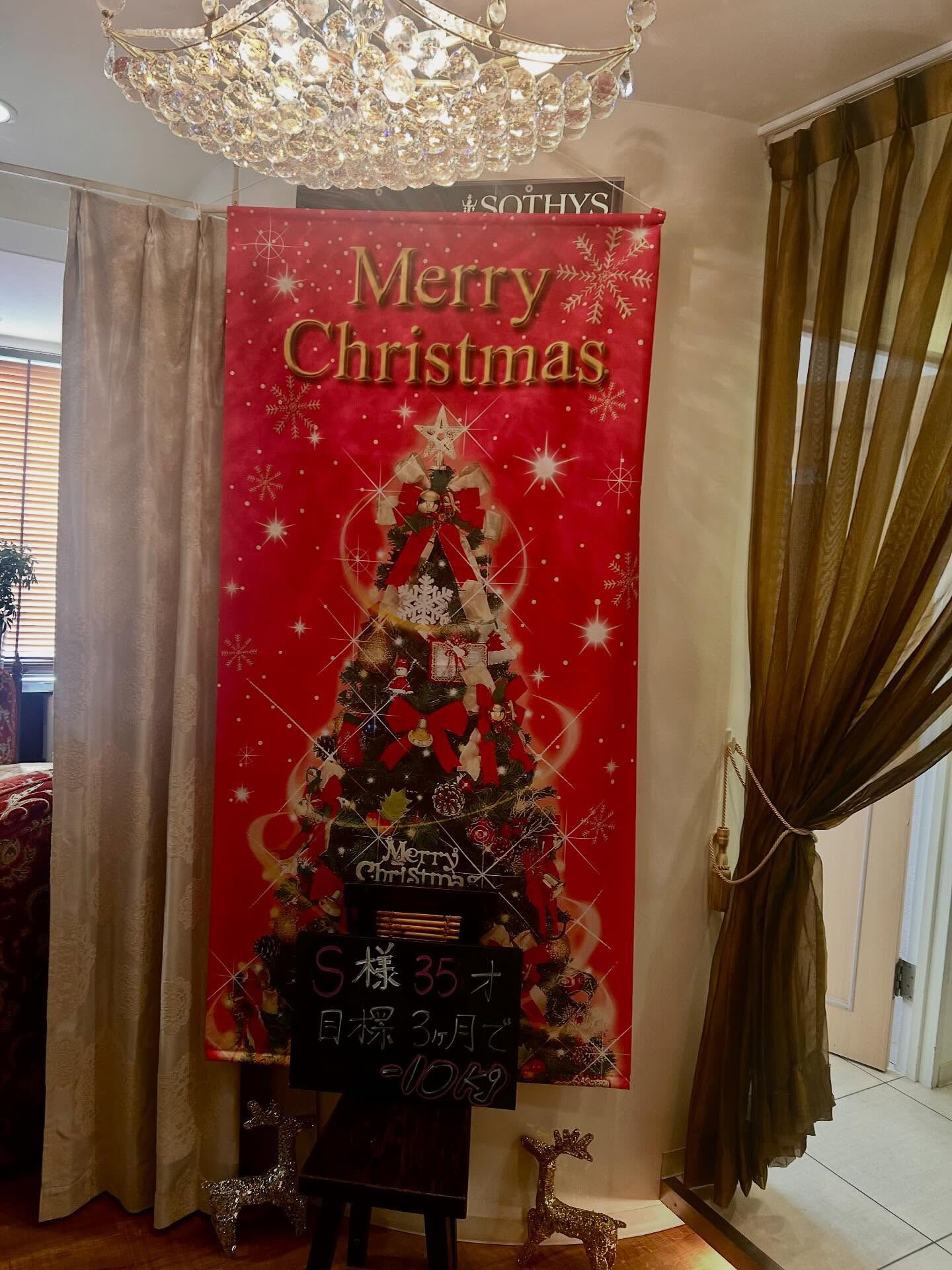 インタークロスも一気にクリスマス気分🎄🤶🎄 